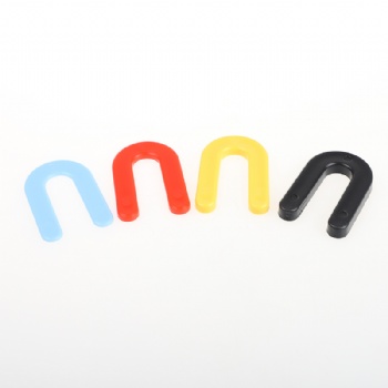Horseshoe tile shims